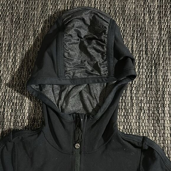 Lululemon Pure Balance Jacket - Picture 4 of 7